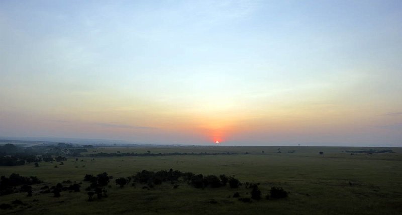 day06IMG_0644.jpg - Sunrise from the balloon. Masai Mara, Kenya