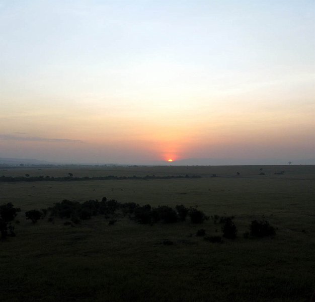 day06IMG_2519.jpg - Sunrise from the balloon. Masai Mara, Kenya