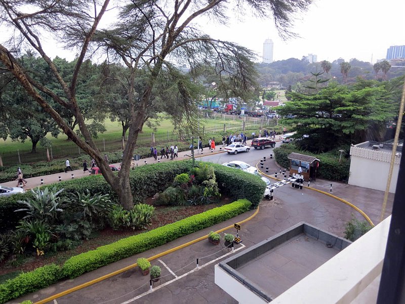 day08IMG_0797.jpg - Downtown Nairobi, Kenya