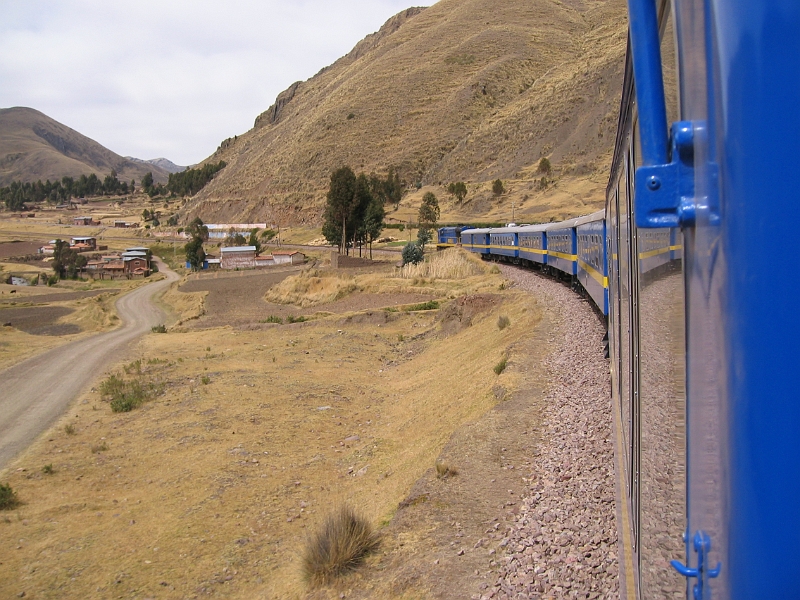 0806140014.JPG - Day 8, Saturday, June 14, enroute from Cuzco to Puna.
